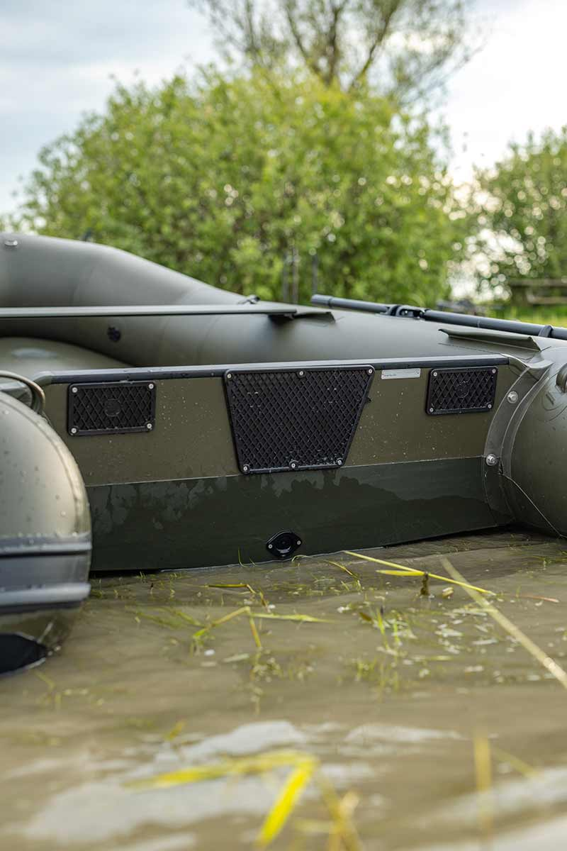 Fox 320 X Boat