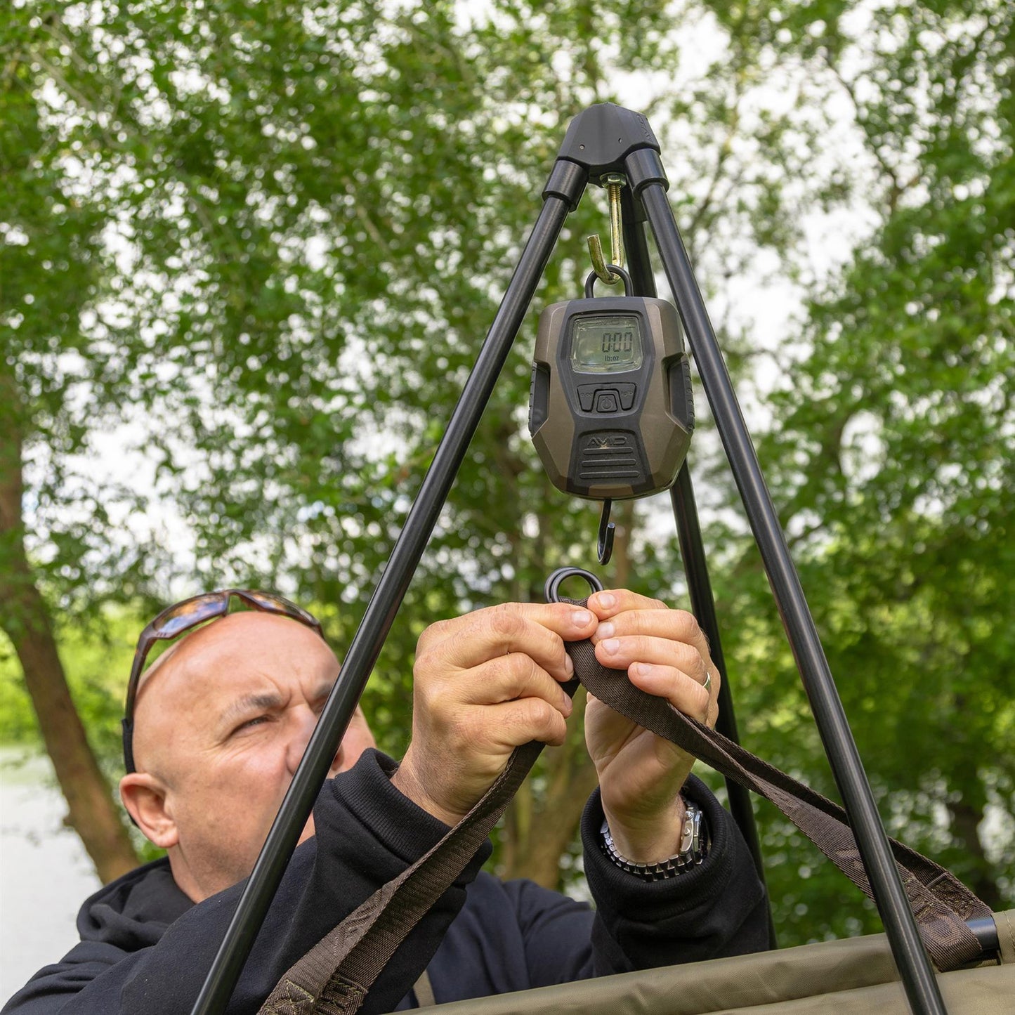 Avid PRO-Tect Deluxe Tripod