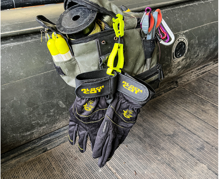 Black Cat Waterproof Glove black