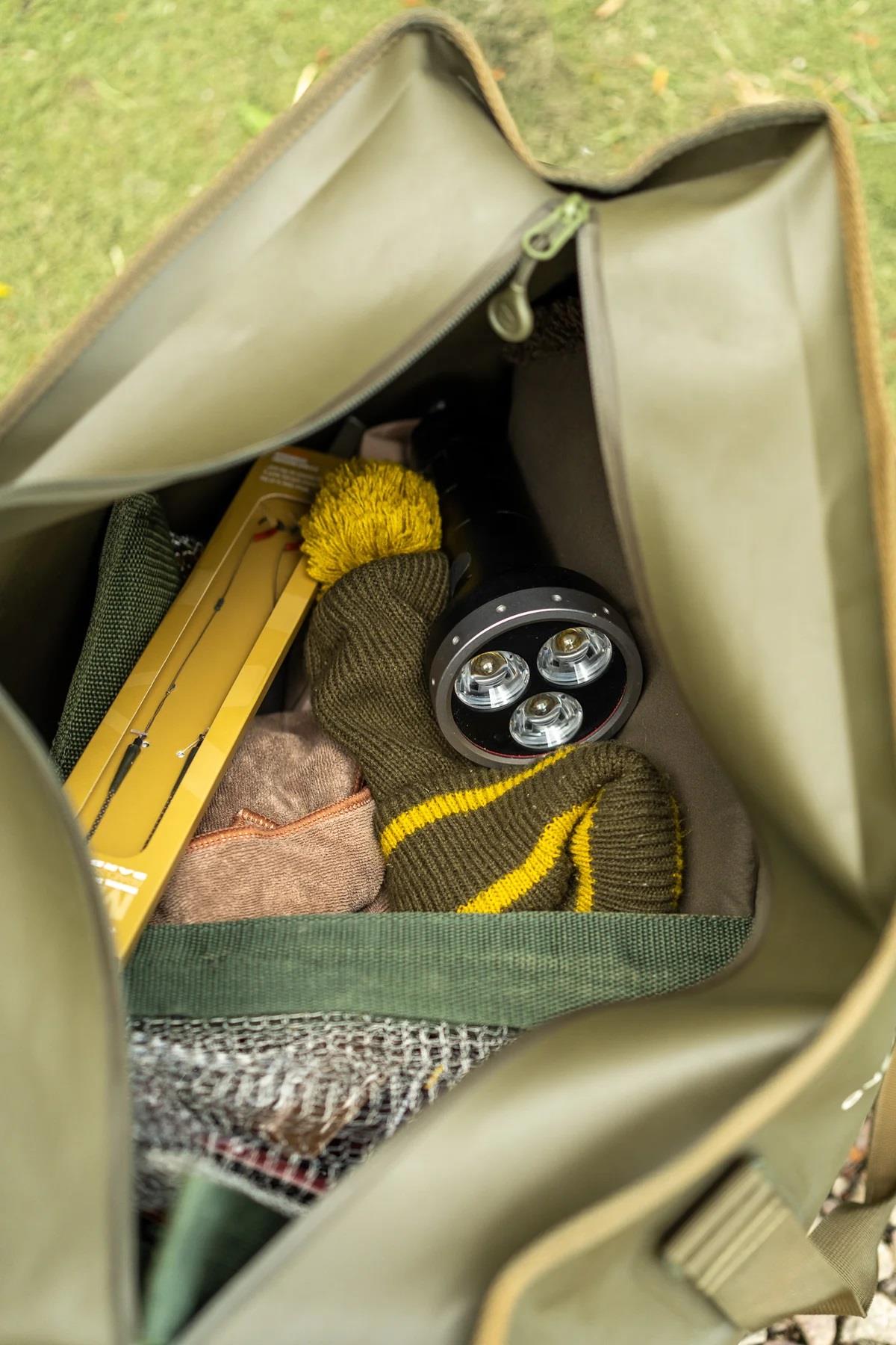 One More Cast Heist The S**T Bag