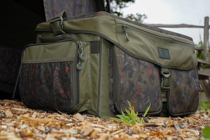 One More Cast Heist XL Carryall