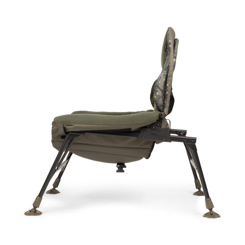 Trakker Levelite Camo Colossus Recliner Chair