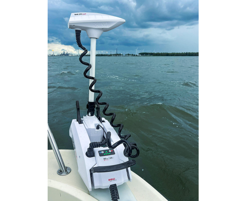 Rhino Motors BMR GPS NxT 95 XL Shaft 24V Electric Outboard Motor white