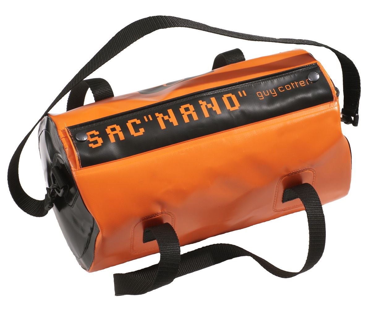 GUY COTTEN NANO HOLDALL BAG / FISHING / BOATING / SAILING