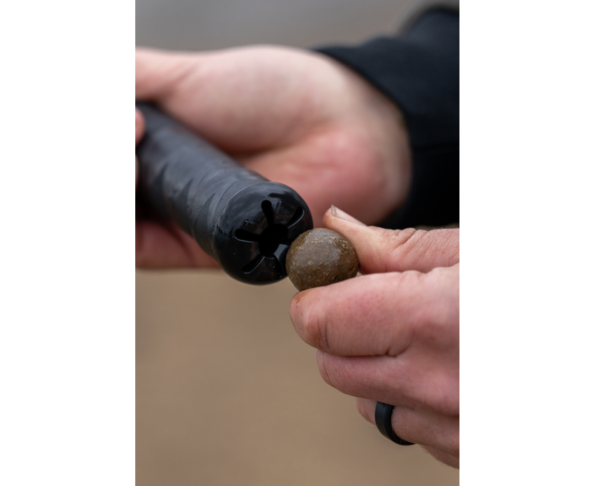 Avid Extremity Throwing Stick