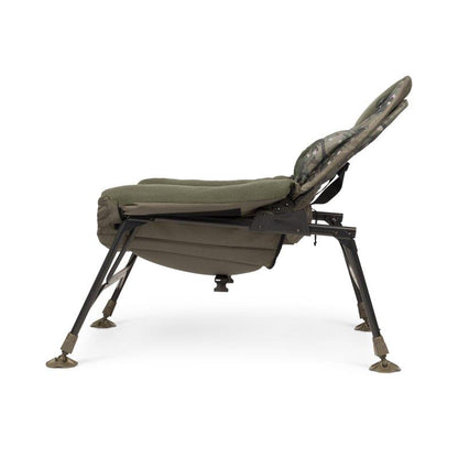 Trakker Levelite Camo Colossus Recliner Chair
