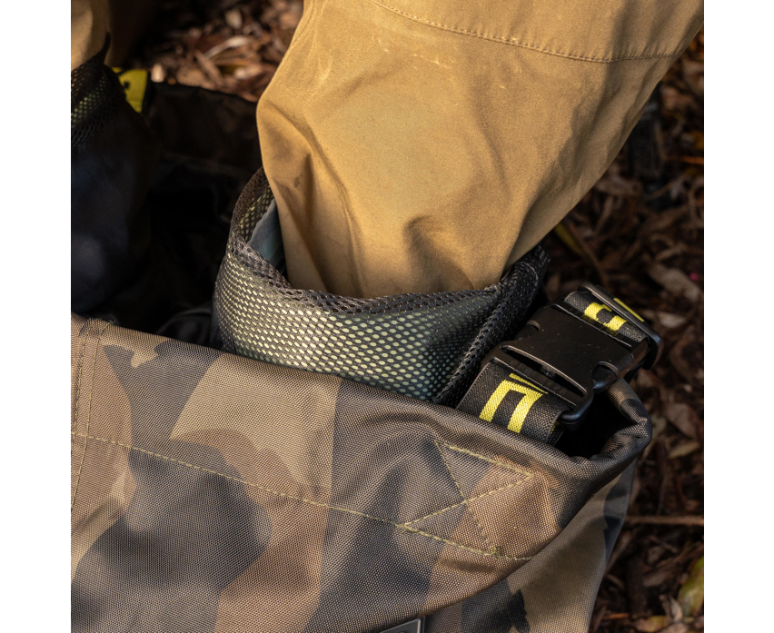 Avid Distortion Active-Lined XL Chest Waders