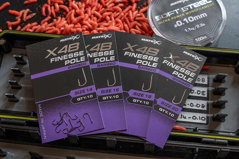 Matrix X4B Finesse Pole Hook - Spade Barbed