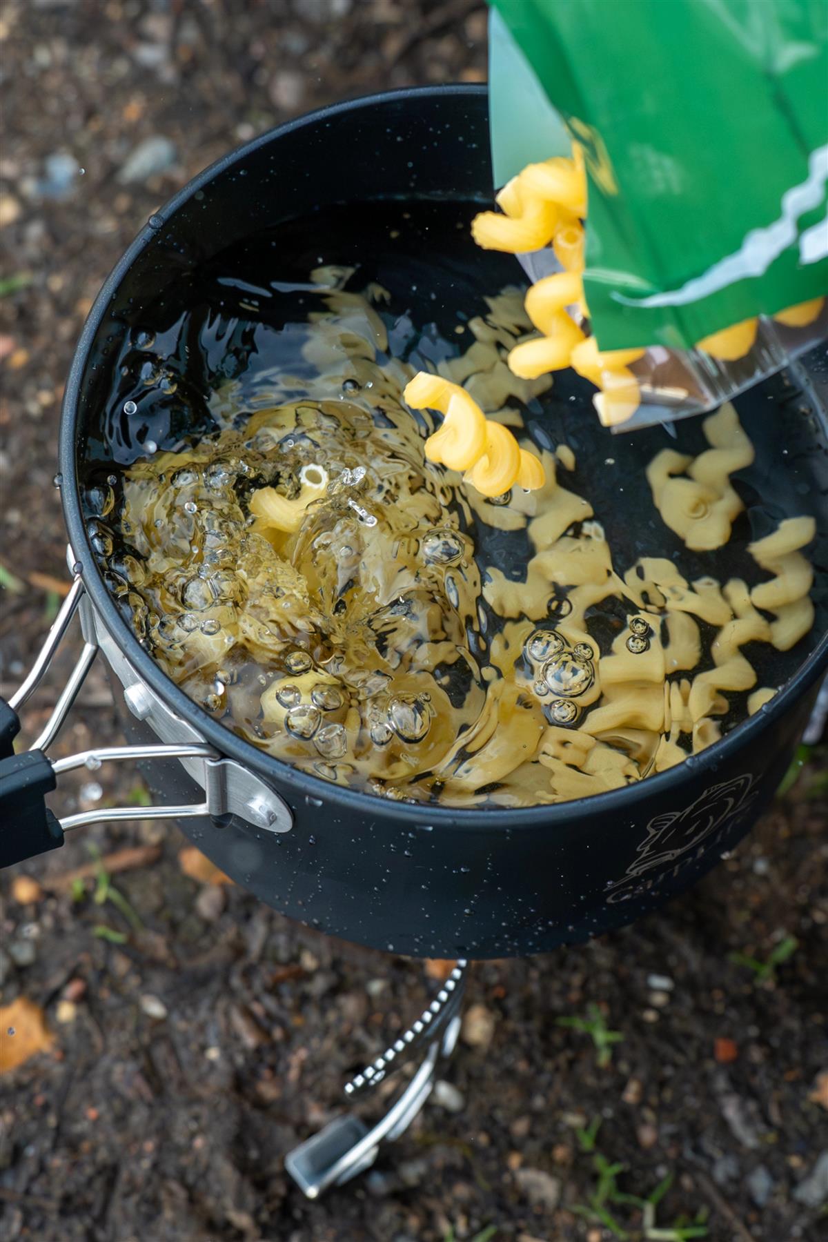 CarpLife Night Forge Saucepan & Spatula