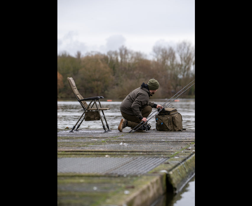 Avid Revolve X Armchair