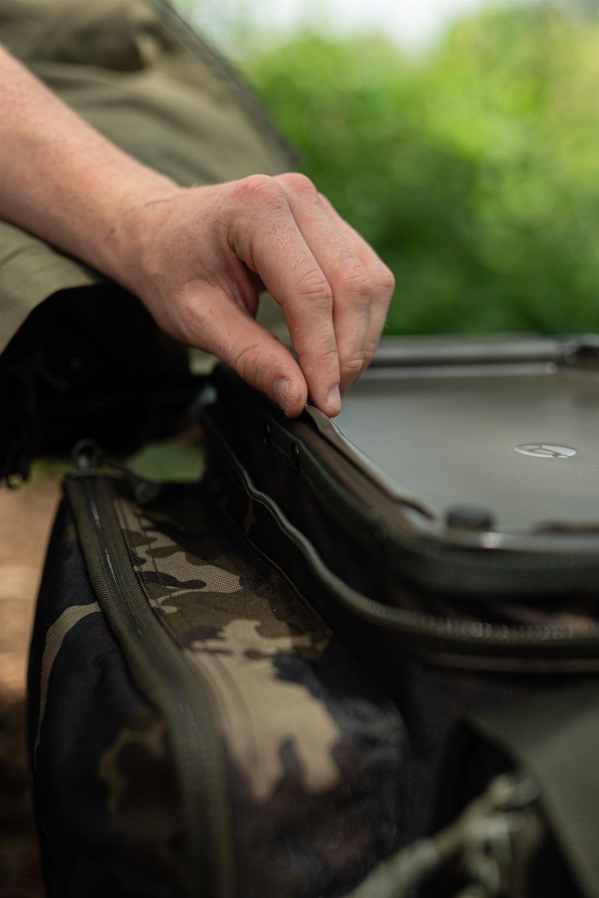 Korda Compac Framed Carryall Dark Kamo Small