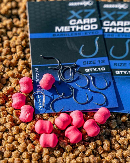Matrix X7 Carp Method Hook - Eyed Barbless