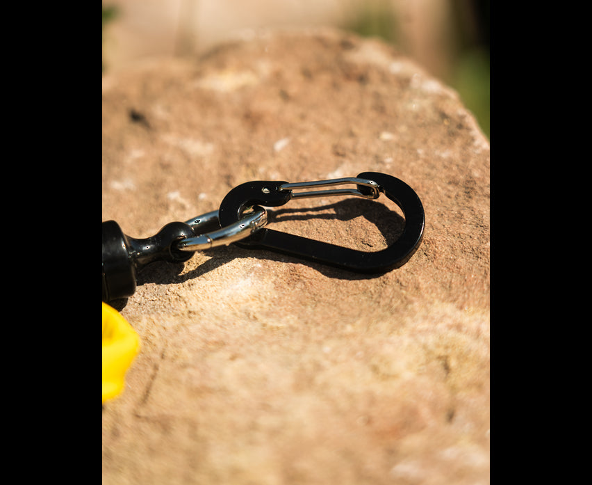 Black Cat Landing Glove