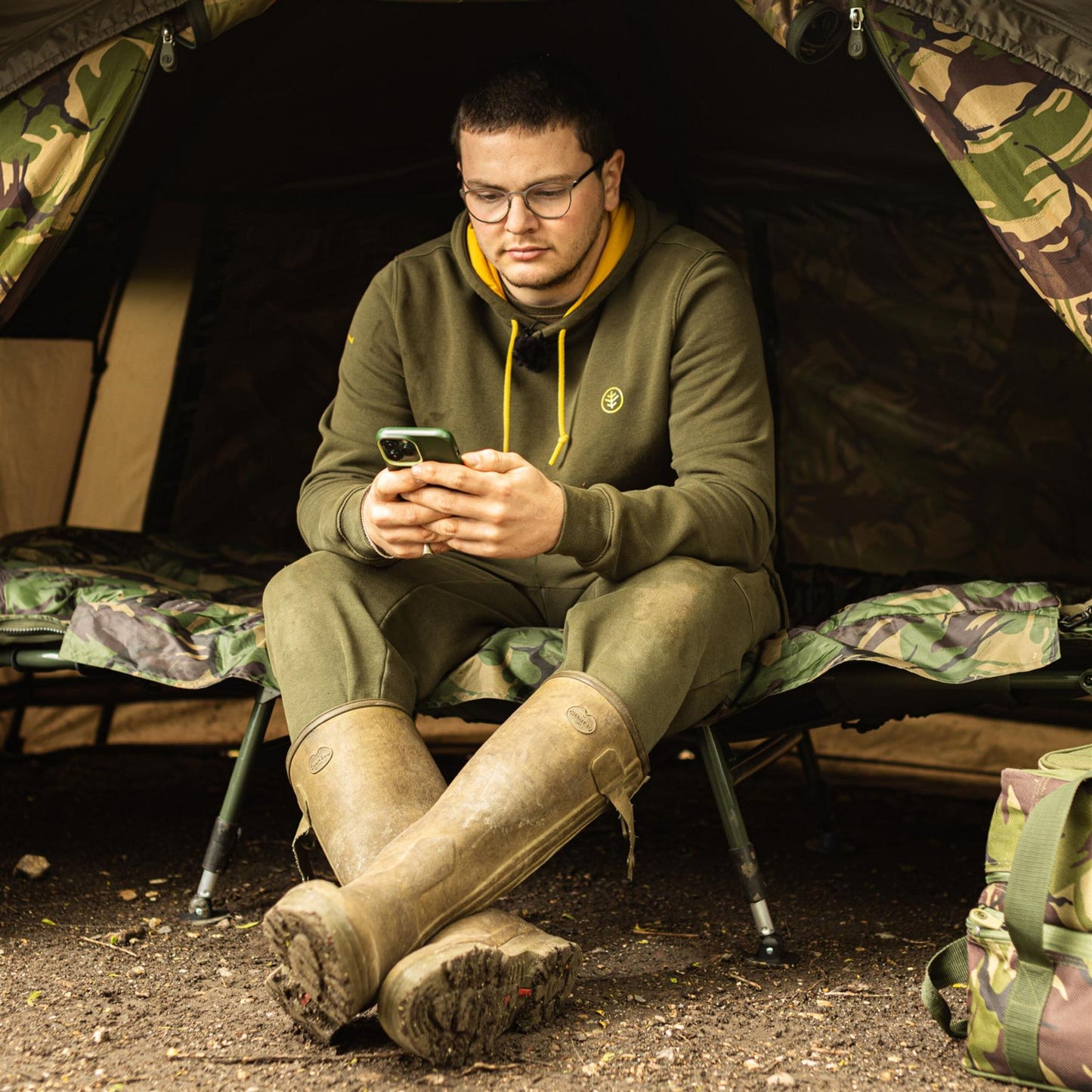 Wychwood Carp Riot Tactical Compact 6 Leg Bedchair
