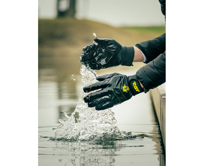 Black Cat  Waterproof Glove black