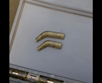 Avid Outline FleckTone Kickers