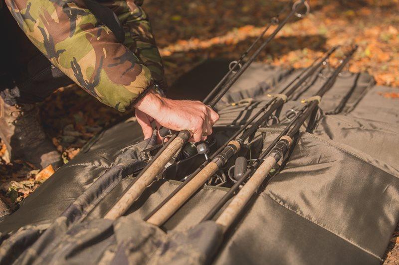 Solar Undercover Camo 3 Rod Holdall 12ft