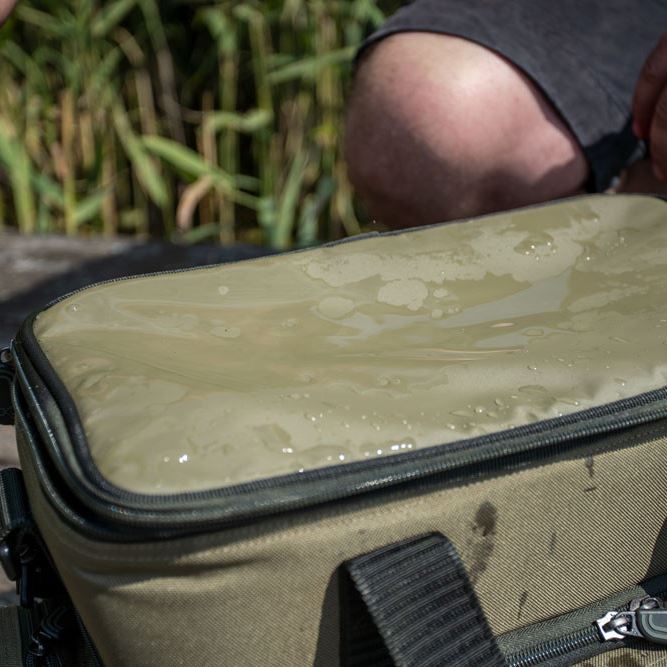 Korum Transition Tackle & Bait Stack