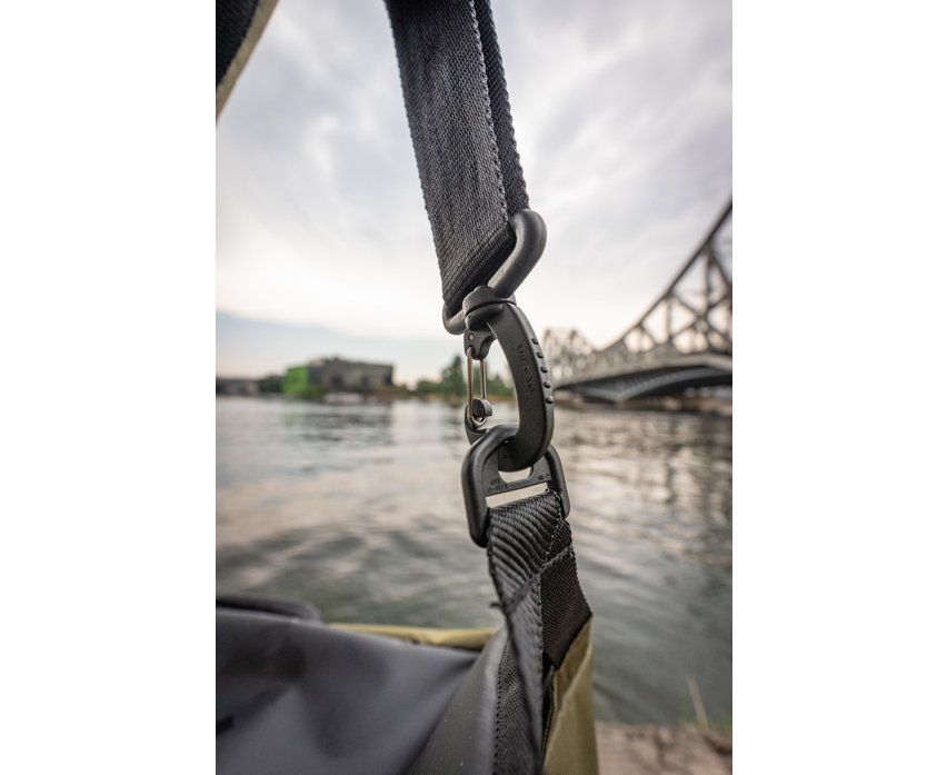 Black Cat Battle Cat Elite Kit Carrier