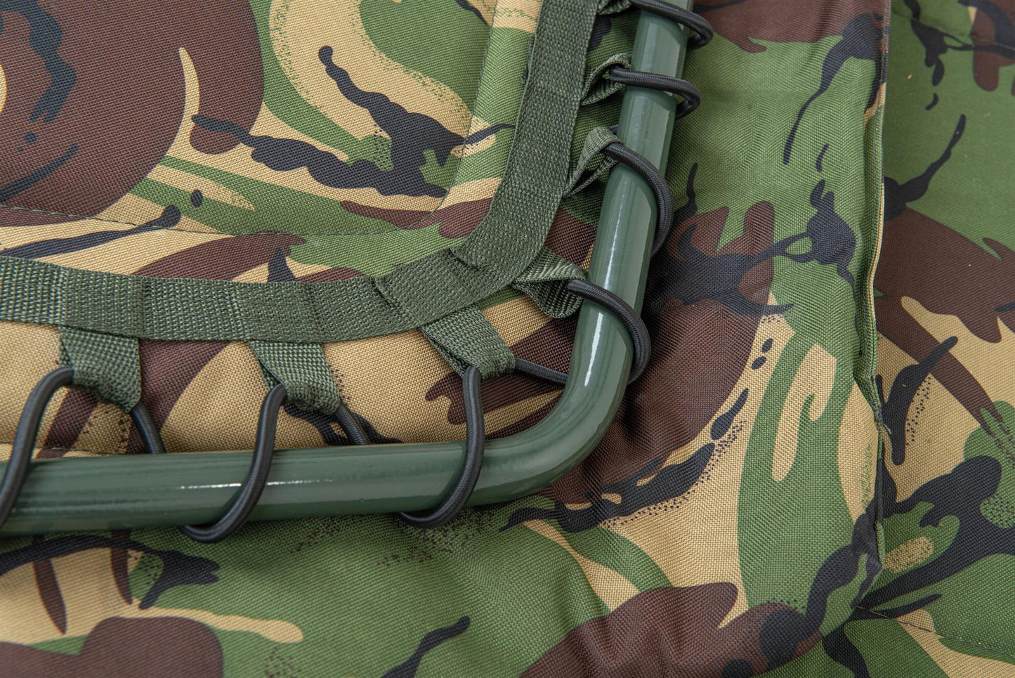 Wychwood Carp Riot Tactical Compact 6 Leg Bedchair