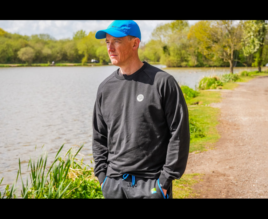 Preston Black Minimal Sweatshirt