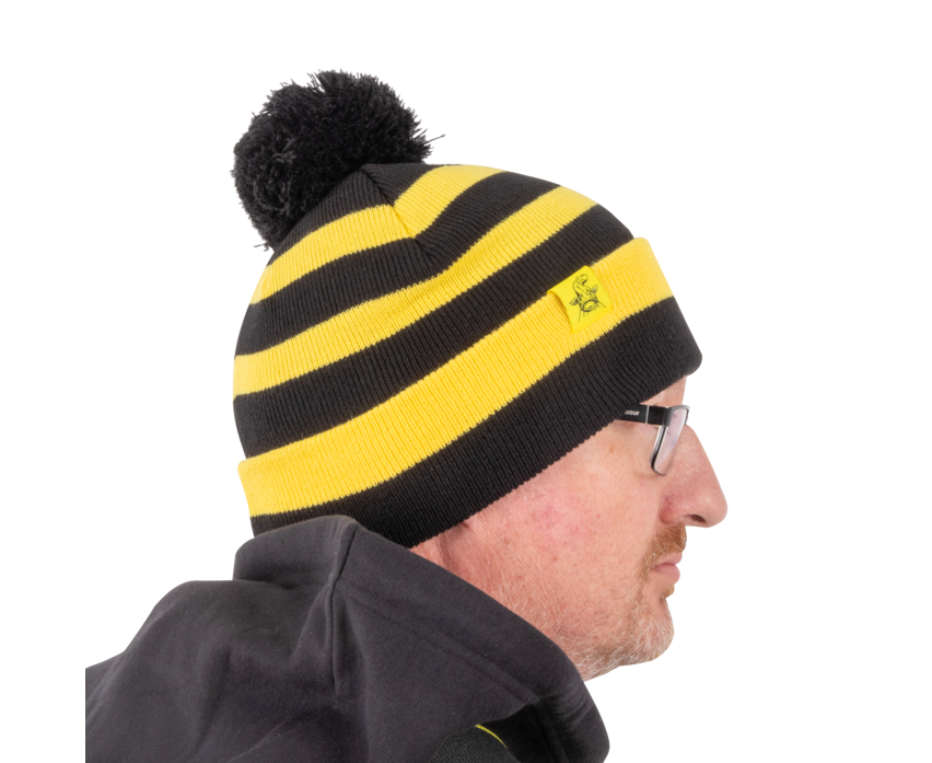 Black Cat Bobble Hat