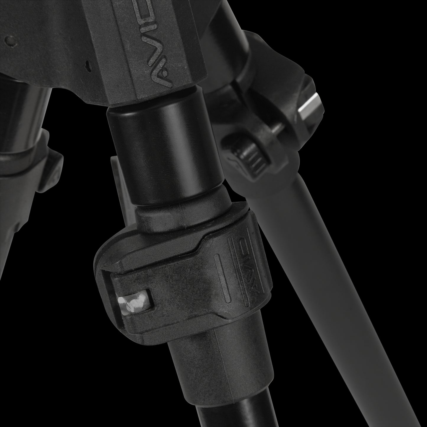 Avid PRO-Tect Deluxe Tripod