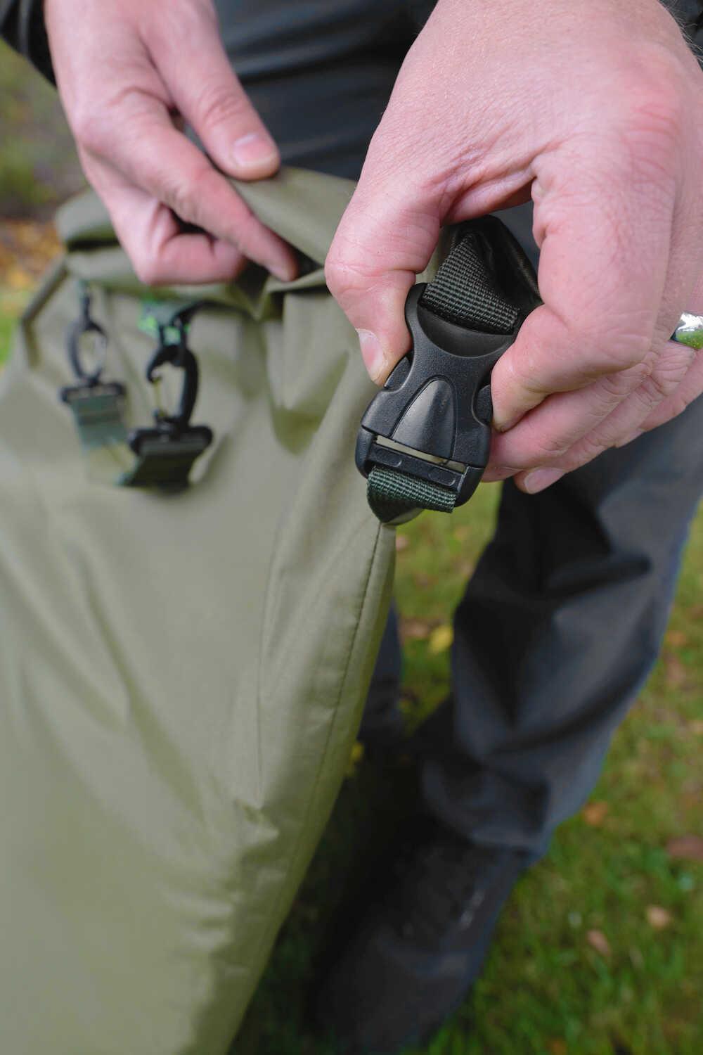 Korum Waterproof Net Sleeve