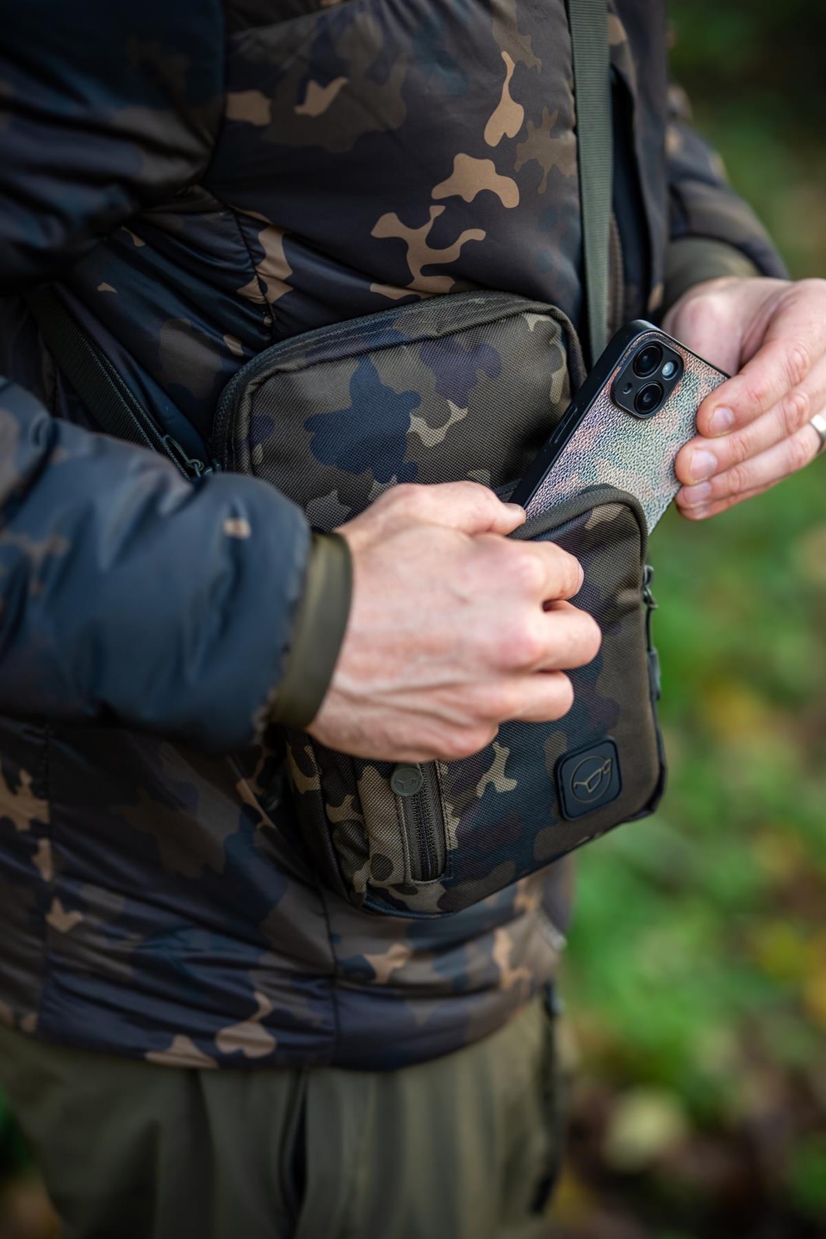 Korda Essentials Pouch Dark Kamo