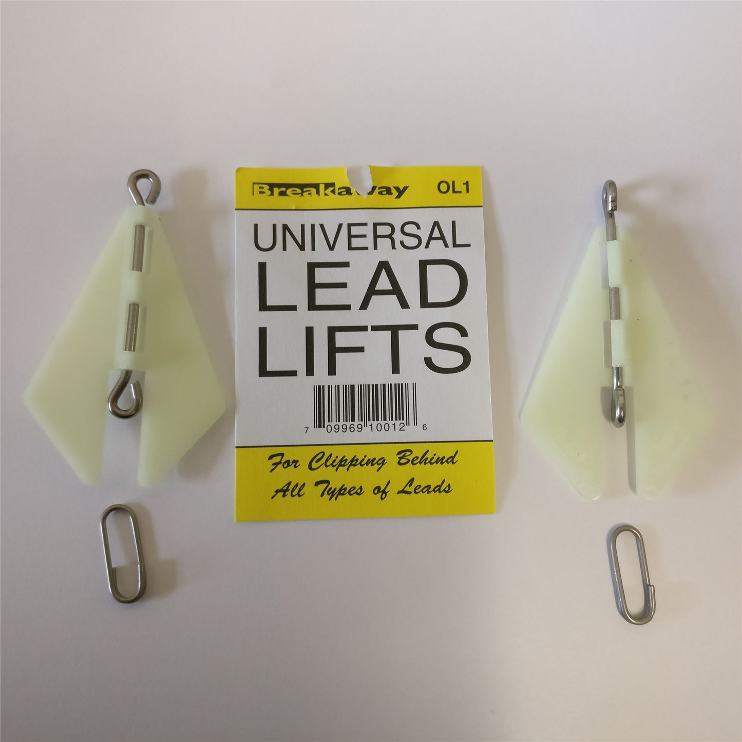 Breakaway Lead Lifts Luminous Universal